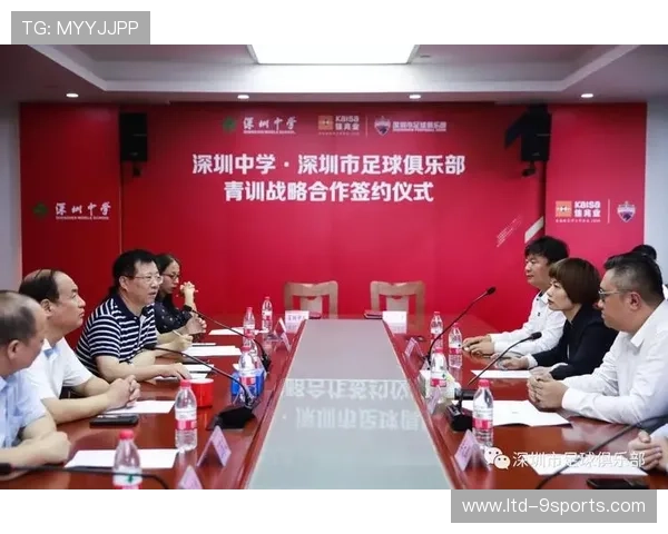 足球俱乐部在青训中设立法律援助通道保护未成年人权益，足球青训俱乐部注册流程